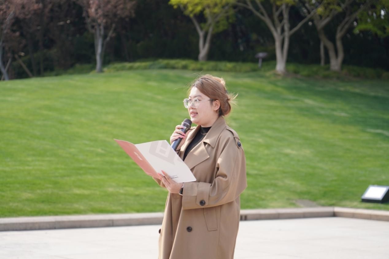 B2BDBBEB11432F38DEBC06F0047_F842803B_1342F